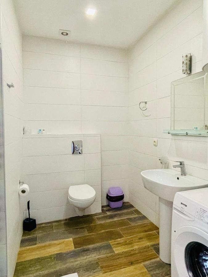 Balmaral Apart Hotel バトゥーミ エクステリア 写真
