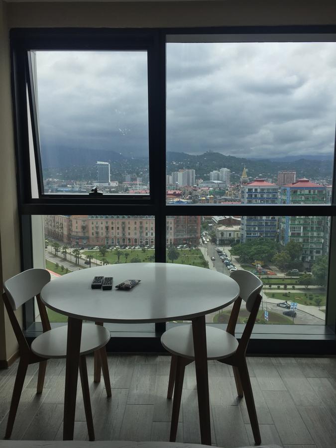 Balmaral Apart Hotel バトゥーミ エクステリア 写真