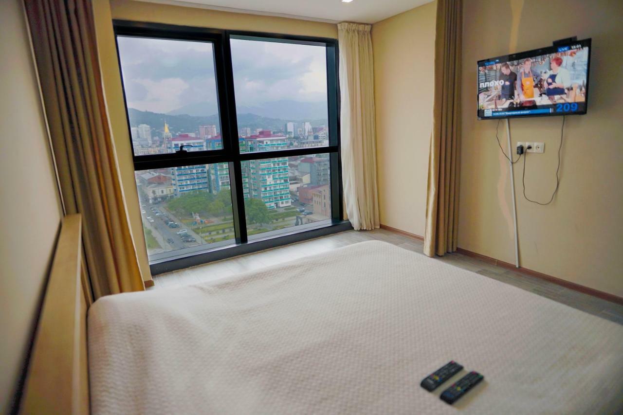 Balmaral Apart Hotel バトゥーミ エクステリア 写真
